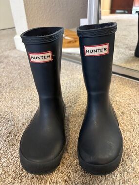 Hunter little kids Matte black Mid-Calf Rain Boots 10